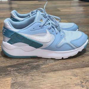 Nike LD Victory Valentine's Day Shoes